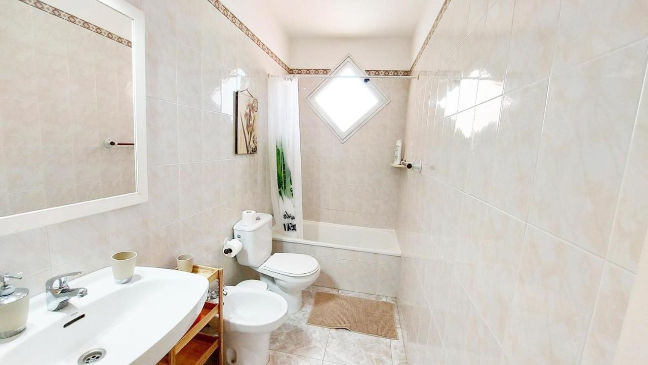 Centric 2 Bedrooms Apartment Near To The Beach - By Tenerifehints El Médano Zewnętrze zdjęcie